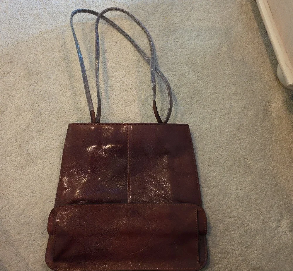 Pelle Studio stylish burgundy